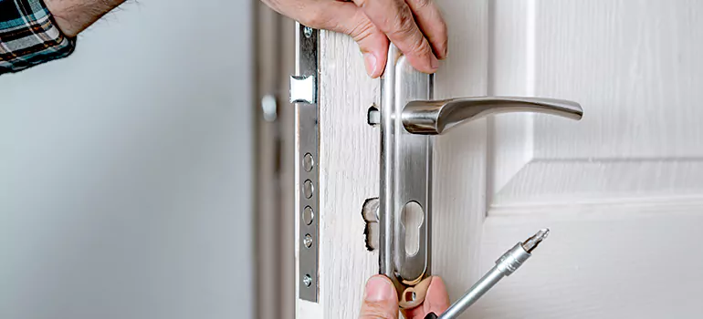 Front Door Knob Repair in Vancouver, BC