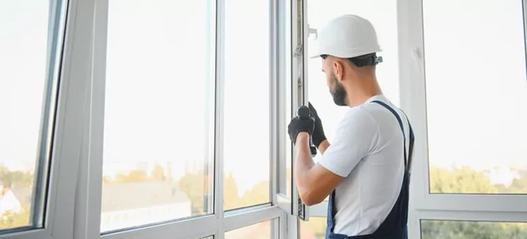 Lever Windows Installation Cost in Strathcona, BC